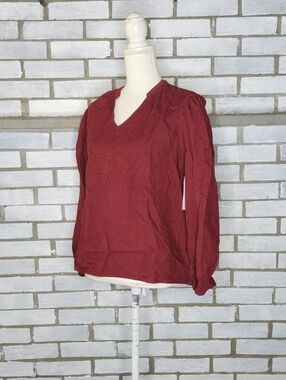 NWT Time and Tru Women’s Puff Sleeve Corduroy Split Neck Top Small (4-6) Red
